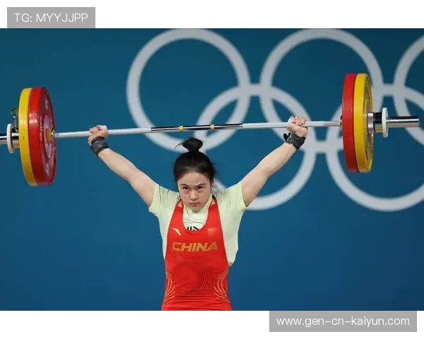 国际举重女子队推出长期康复与监护项目，国际女子举重视频